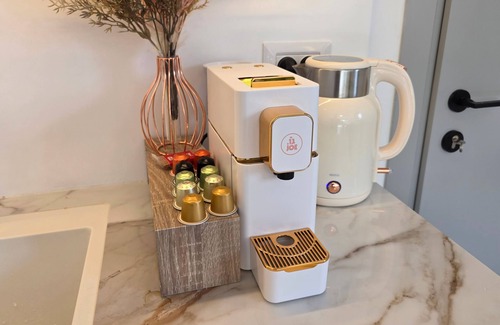 Azor Apartment | Countryside Calm, Just 5 Minutes from Tel Aviv