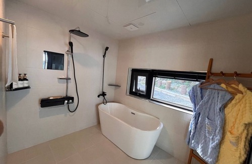 Chuncheon Cabin | Couple Camping Stay a newly built private lodge