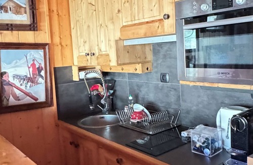 Courchevel Apartment | Courchevel ski in ski out, south-facing, in the heart of nature next to the Granges ski lift