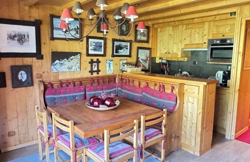 Courchevel Apartment | Courchevel ski in ski out, south-facing, in the heart of nature next to the Granges ski lift