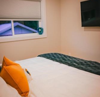 Courtenay Apartment | Courtenay Luxe Suite