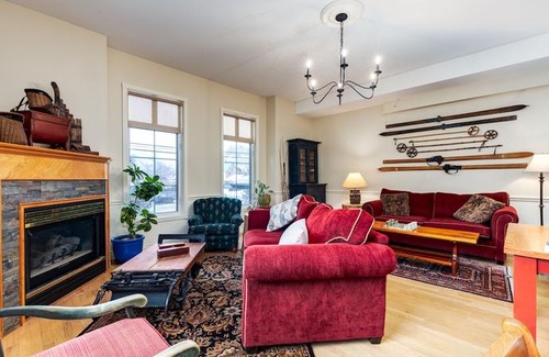 Revelstoke Bed & Breakfast | Courthouse Inn Revelstoke