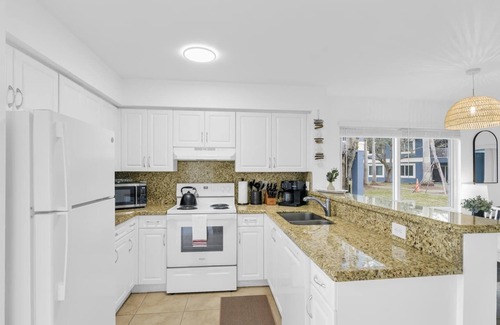 Boca Raton Apartment | Courtside Villas - Three Bedroom Apt 10270-A