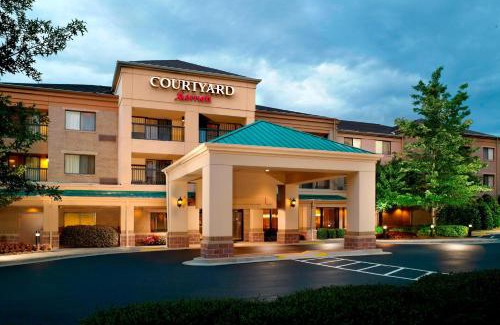 Alpharetta Hotel | Courtyard by Marriott Atlanta Alpharetta