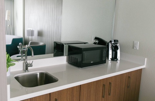 Elkhart Hotel | Courtyard by Marriott Elkhart