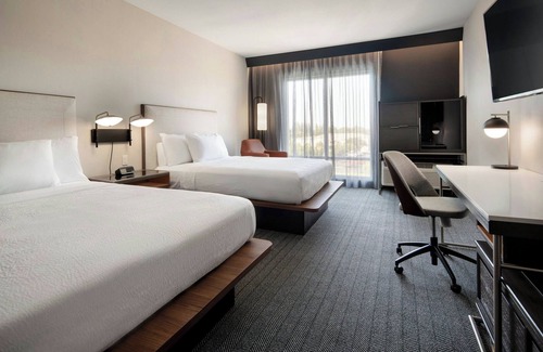 Clovis Hotel | Courtyard by Marriott Fresno Clovis