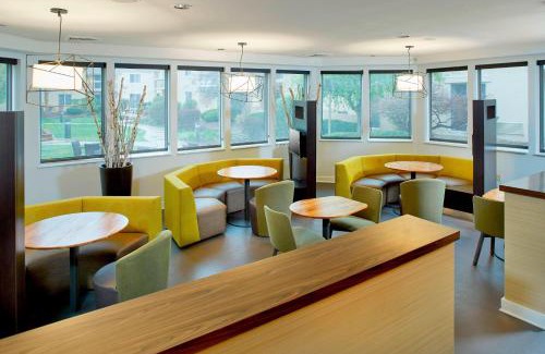 Lansing Hotel | Courtyard by Marriott Lansing