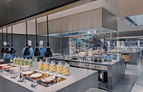 Luolong Hotel | Courtyard by Marriott Luoyang
