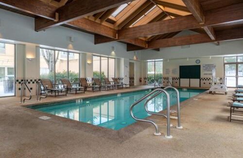 Nashua Hotel | Courtyard by Marriott Nashua