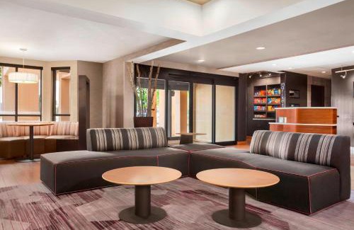 Springfield Hotel | Courtyard by Marriott Springfield