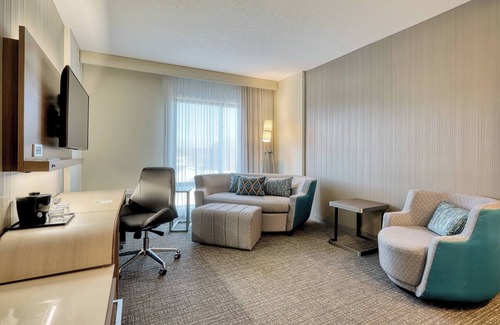 Southington Hotel | Courtyard by Marriott Southington
