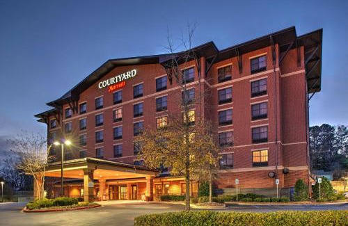 Clemson Hotel | Courtyard Clemson