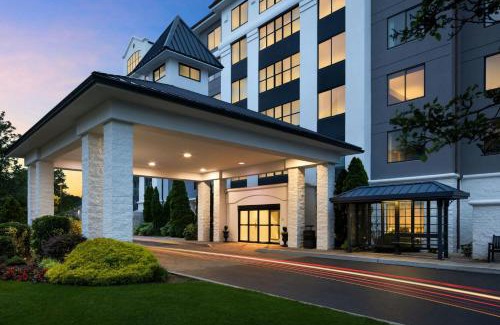 Ronkonkoma Hotel | Courtyard Long Island MacArthur Airport