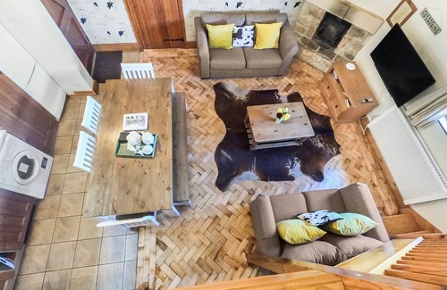 Bradford-on-Avon Cottage | Cow Byre 1 and 2 | Interconnecting Cottages |