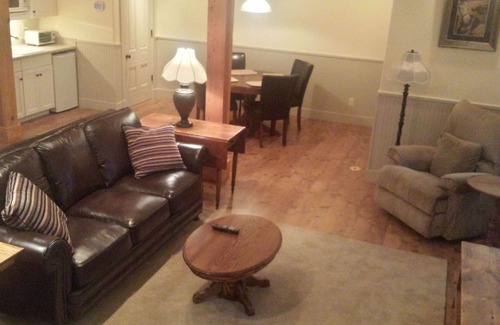 Ridgway Apartment | Cow Creek Suite for Two 9 Highway Miles North of Ouray in Sunny Ridgway