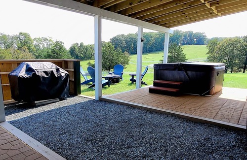 Charlottesville Cottage | Cowboy hide-a-way cottage with hot tub on historic farm close to everything