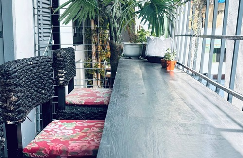 Bui Thi Xuan Apartment | Cozey Homey in an aged building #Hochiminh #citycenter #3beds