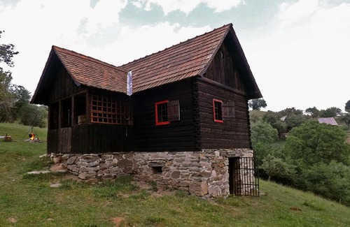 Saliste Cabin | COZO FANTU mountain hut in the Transylvanian Carpathian Mountains Romania