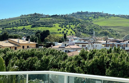 Roseto degli Abruzzi Condo | Cozy 1-bedroom condo with AC, WiFi 50 meters from the beach in Roseto!