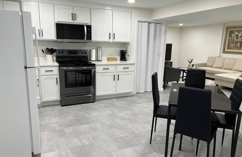 Rosaryville Apartment | Cozy 1-bedroom apartment in brilliant Cheltenham with WiFi, AC