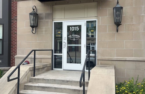 Northeast South Bend Apartment | Cozy 1-bedroom apartment, 1/2 mile to ND Stadium on Eddy St.