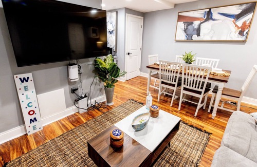 Northeast Apartment | Cozy 1-bedroom apartment in enchanting Washington with WiFi, AC