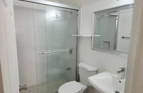New Kingston Apartment | Cozy 1-bedroom apartment in New Kingston 5 with AC, Wi-Fi