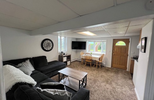 Ketchikan House | Cozy 1 bedroom apartment in Enjoyable Ketchikan with WiFi.
