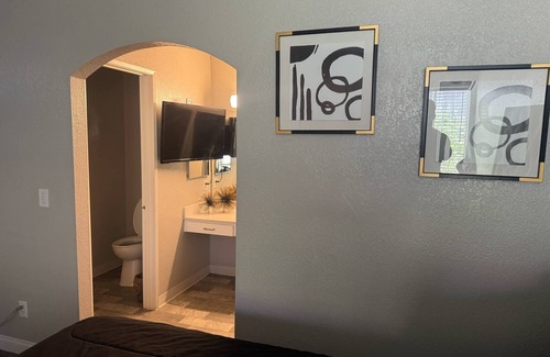 Las Vegas Apartment | Cozy 1-bedroom apartment with WiFi, AC in wonderful Las Vegas
