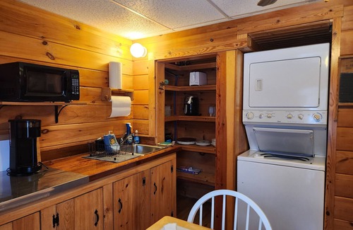 Littleton Apartment | Cozy 1-bedroom apartment in charming Littleton with stunning mountain views!