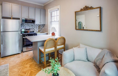 East Avenue Apartment | Cozy 1-bedroom Apartment Steps from Park Ave with AC, WiFi