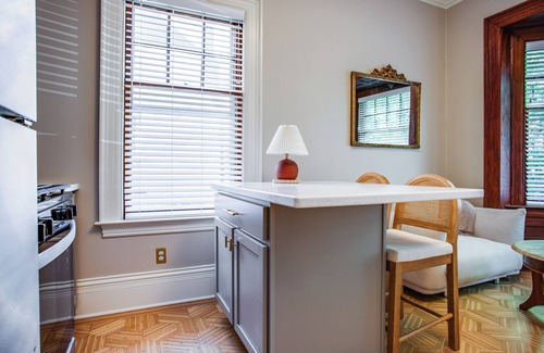 East Avenue Apartment | Cozy 1-bedroom Apartment Steps from Park Ave with AC, WiFi