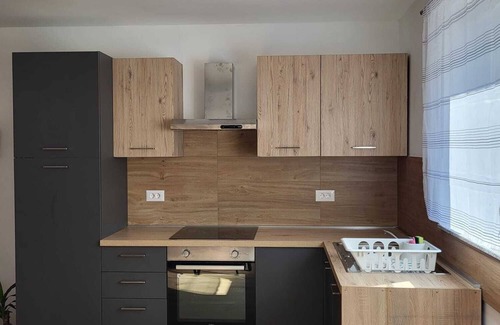 Slunj Apartment | Cozy 1-bedroom apartment with jacuzzi and dears in backyard near Plitvice lakes