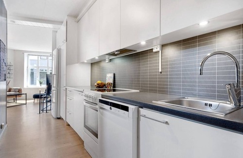 Alesund Apartment | Cozy 1-Bedroom Apartment in Ålesund's Heart
