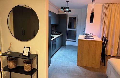 Tractorul Apartment | Cozy 1-bedroom apartment in charming Brașov with WiFi