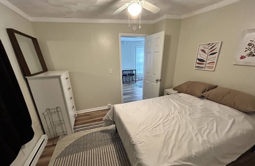 Suffolk Apartment | Cozy 1-bedroom apartment in welcoming Suffolk with AC, WiFi, and full kitchen!