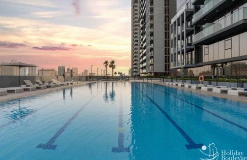 Al Quoz Apartment | Cozy 1-bedroom apartment with WiFi, fitness room in delightful Dubai