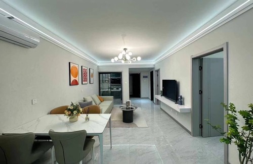 Weiyang Apartment | Cozy 1-bedroom apartment in fabulous Xi'an with WiFi, AC and beautiful Garden