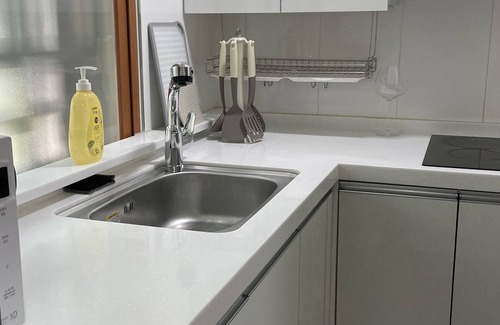 Yeoksam Apartment | Cozy 1-bedroom apartment with AC, WiFi in lovely Seoul
