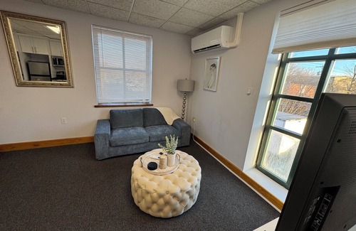 West Babylon Apartment | Cozy 1-bedroom apt in superb West Babylon with WiFi, Central AC/Heat, 2nd Floor