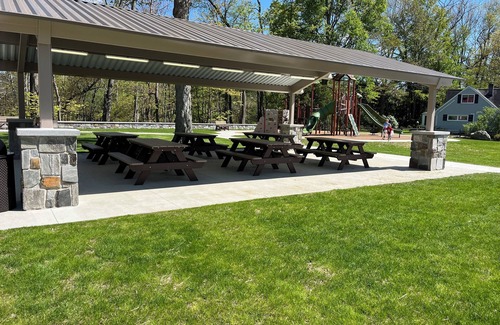 Venango Apartment | Cozy 1-bedroom creekside flat