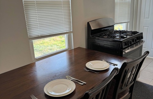 New Brunswick House | Cozy 1-bedroom house with AC and WiFi in marvelous New Brunswick