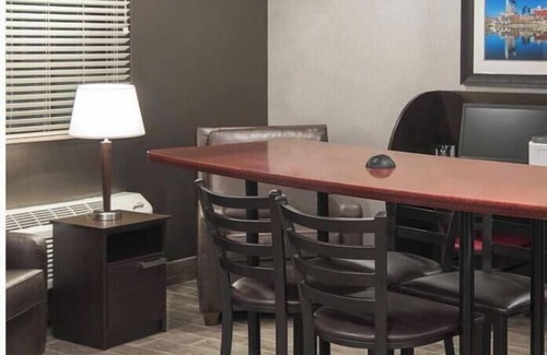 Huntersville Apartment | Cozy 1-bedroom hotel in delightful Huntersville up to 2 people