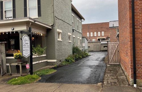 Chillicothe Apartment | Cozy 1-bedroom in the heart of Historic Downtown Chillicothe