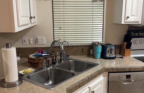 Bonita Springs House | Cozy 1-bedroom mobile home with WiFi, AC in delightful Bonita Springs