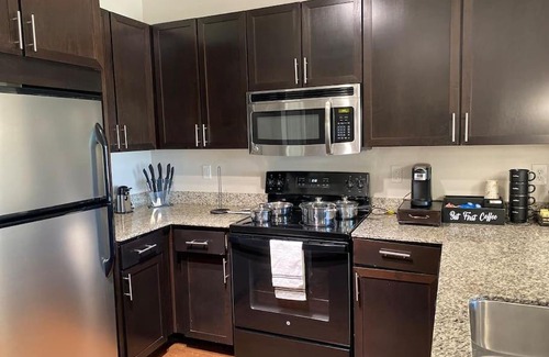 Frisco Apartment | Cozy 1-Bedroom, minutes away from The Star