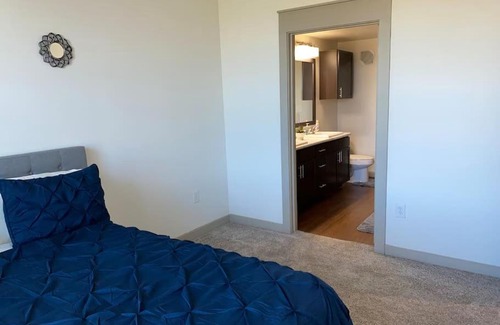 Frisco Apartment | Cozy 1-Bedroom, minutes away from The Star