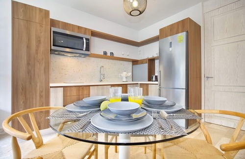 Zazil-ha Apartment | Cozy 1-Bedroom, Stunning Amenities in Playa del Carmen