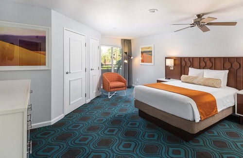 Old Las Palmas Resort | Cozy 1-bedroom resort with AC, fitness room & pool in beautiful Palm Springs