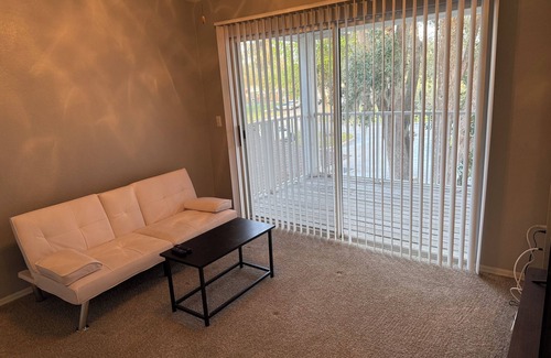 Plant City Apartment | Cozy 1-bedroom with AC, WiFi in charming Plant City